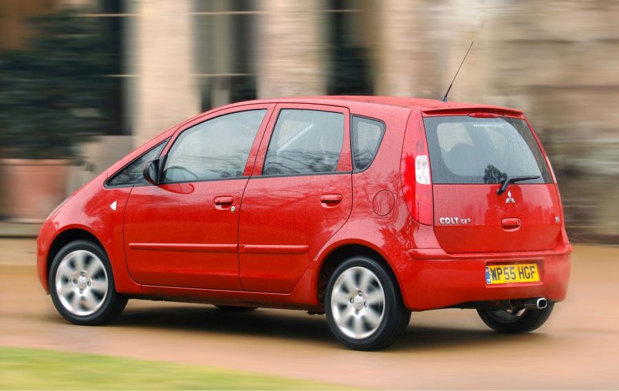  Mitsubishi Colt 5-Door 2004 года  (UK) (фото 11 из 33)